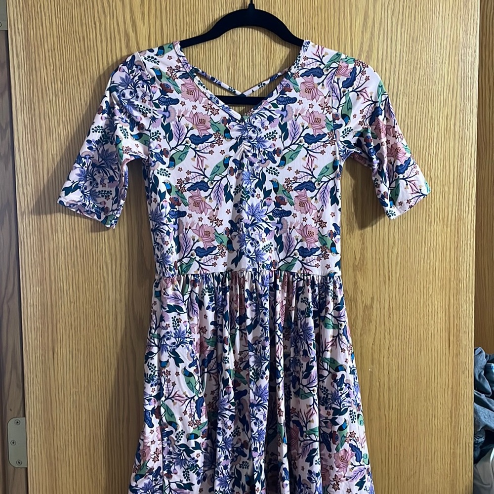 Dot Dot Smile girls dress. Size 11, like new condition.